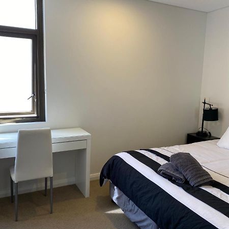 Governor Luxe 1 Bedroom Apartment In The Heart Of Barton Wifi Gym Wine Secure Parking Canberra Kingston Экстерьер фото