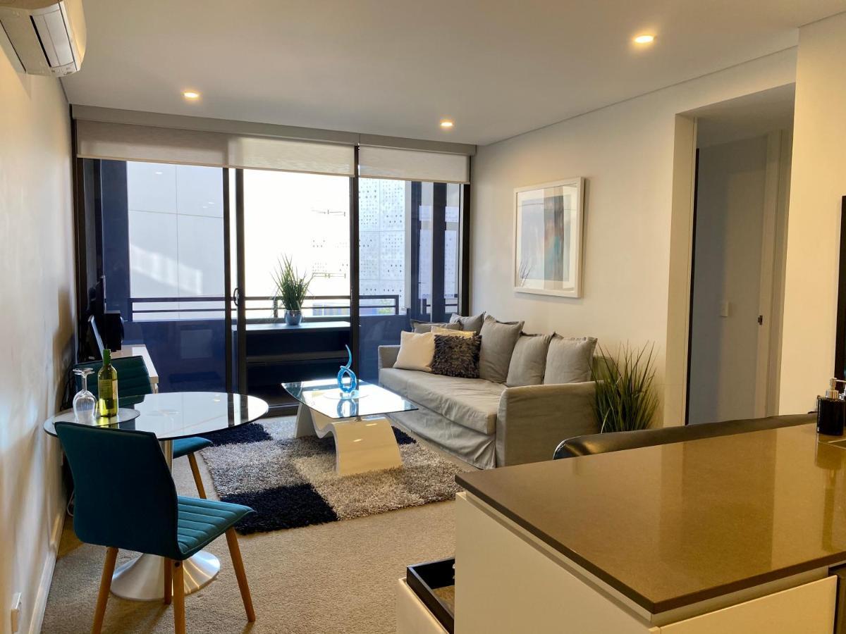 Governor Luxe 1 Bedroom Apartment In The Heart Of Barton Wifi Gym Wine Secure Parking Canberra Kingston Экстерьер фото