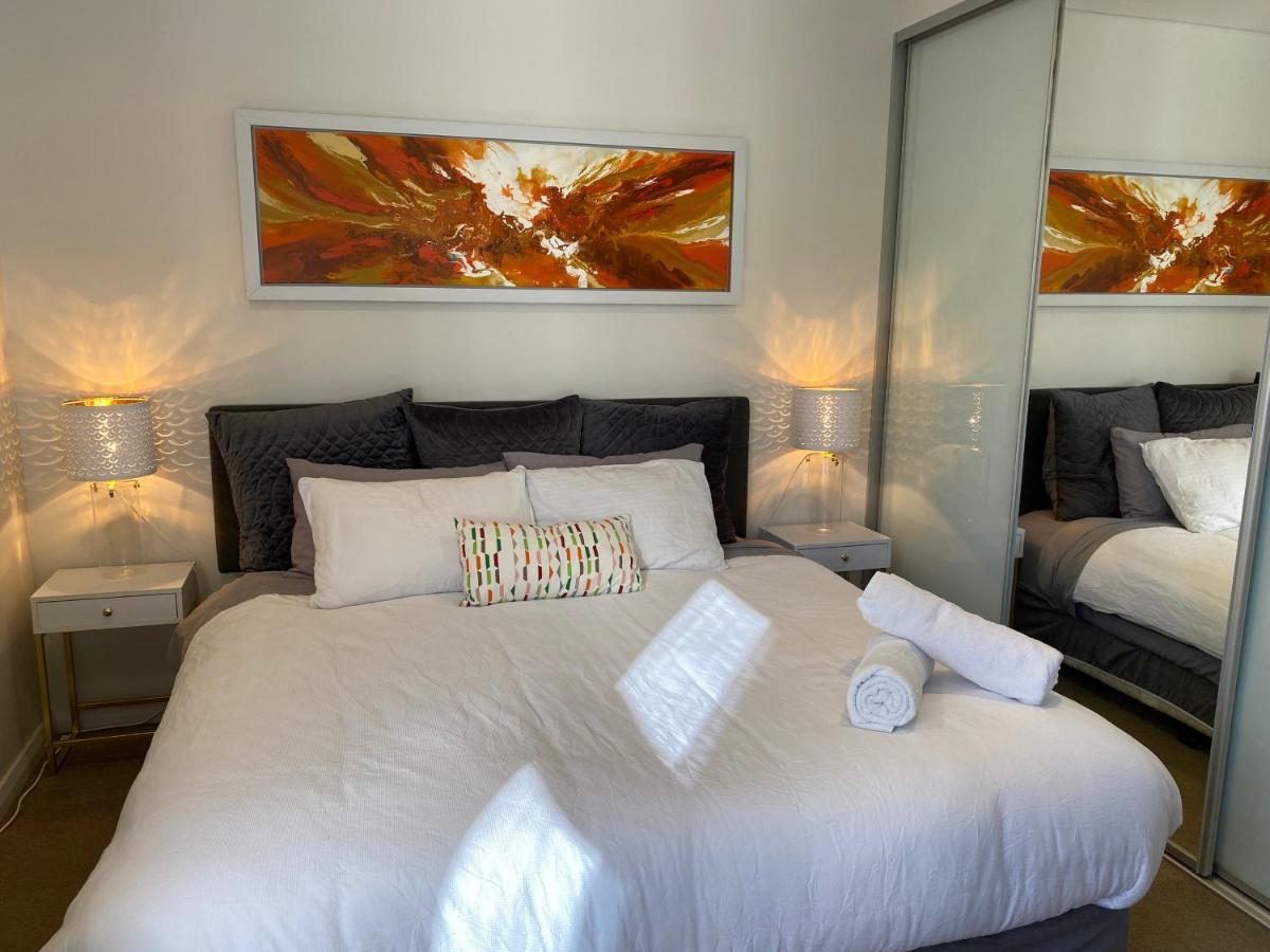 Governor Luxe 1 Bedroom Apartment In The Heart Of Barton Wifi Gym Wine Secure Parking Canberra Kingston Экстерьер фото