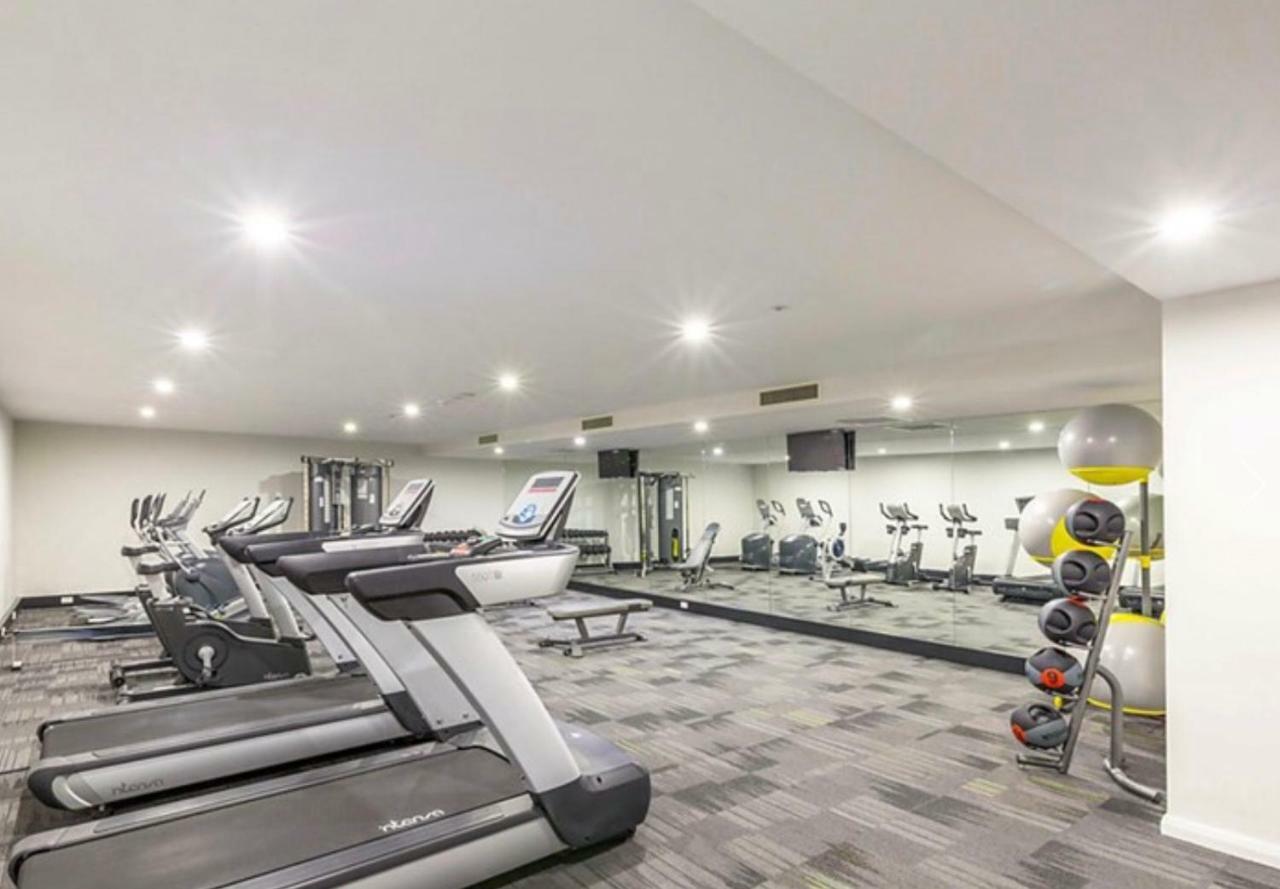 Governor Luxe 1 Bedroom Apartment In The Heart Of Barton Wifi Gym Wine Secure Parking Canberra Kingston Экстерьер фото